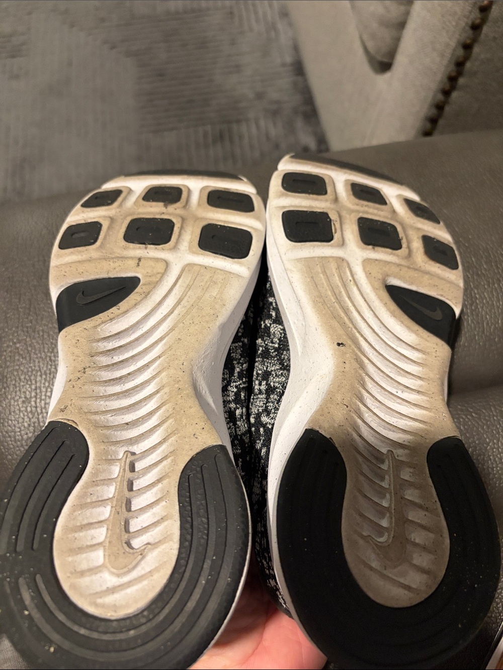 Nike - Picture 3 of 4